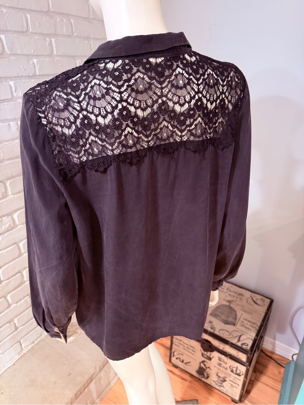 Sézane Black Silk Lace Yoke Button Front Blouse Size 44 French Chic - Picture 12 of 16